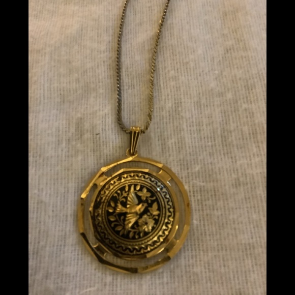 Jewelry - Vintage Necklace with Doves on a Round Pendant